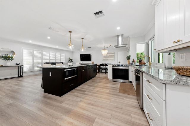 6241 NE 19th Terrace, Fort Lauderdale, FL 33308