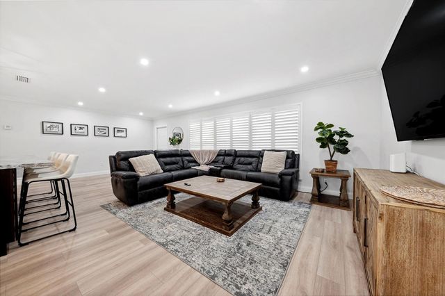 6241 NE 19th Terrace, Fort Lauderdale, FL 33308