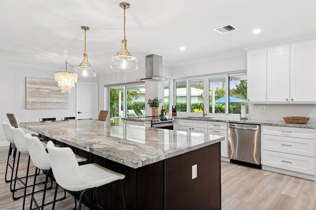 6241 NE 19th Terrace, Fort Lauderdale, FL 33308