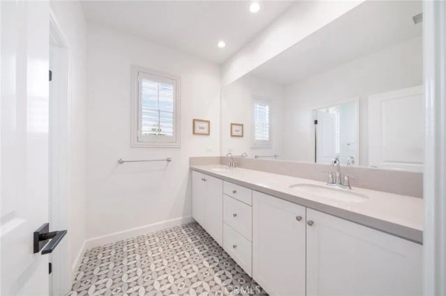 104 Quill, Irvine, CA 92620