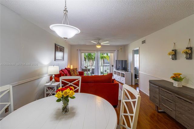 9780 N Marina Boulevard 424, Boca Raton, FL 33428