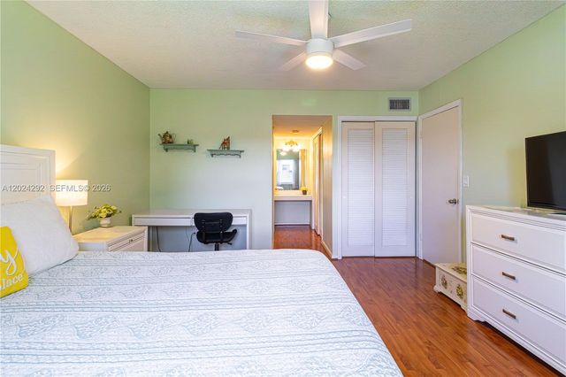 9780 N Marina Boulevard 424, Boca Raton, FL 33428
