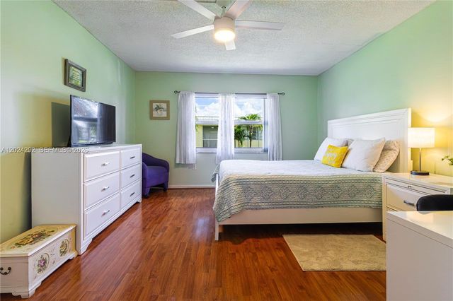 9780 N Marina Boulevard 424, Boca Raton, FL 33428