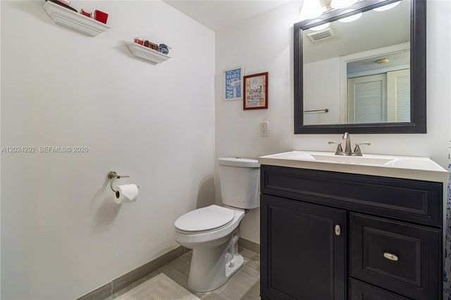 9780 N Marina Boulevard 424, Boca Raton, FL 33428