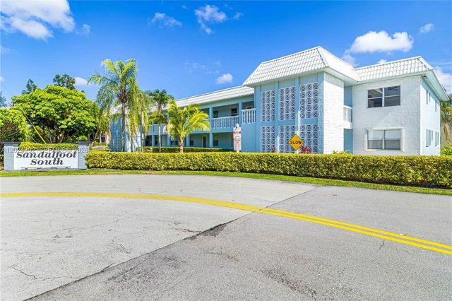 9780 N Marina Boulevard 424, Boca Raton, FL 33428