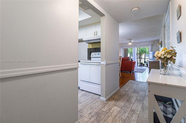 9780 N Marina Boulevard 424, Boca Raton, FL 33428
