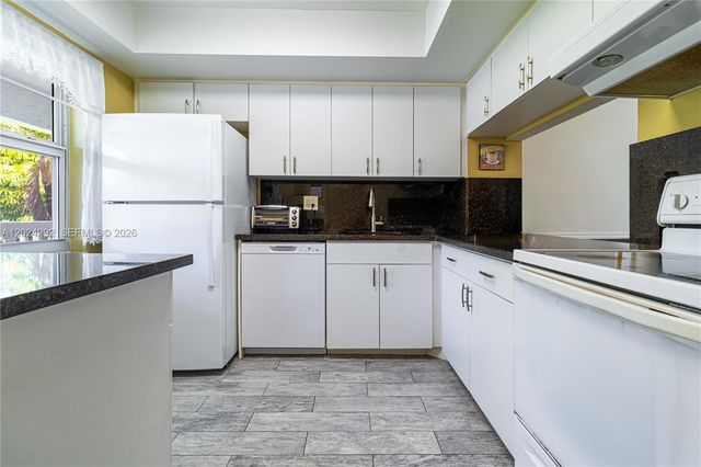 9780 N Marina Boulevard 424, Boca Raton, FL 33428