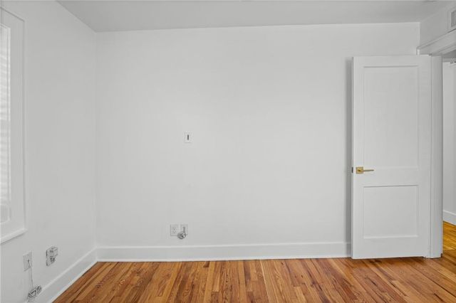 1207 W 45th Street 3E, Kansas City, MO 64111