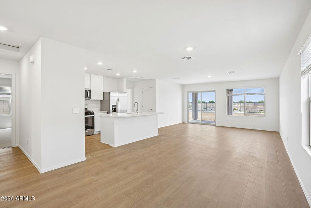 1780 E MCENTEE Lane, San Tan Valley, AZ 85143 — photo 4