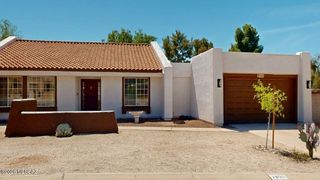 7800 E Camino Los Brazos, Tucson, AZ 85750