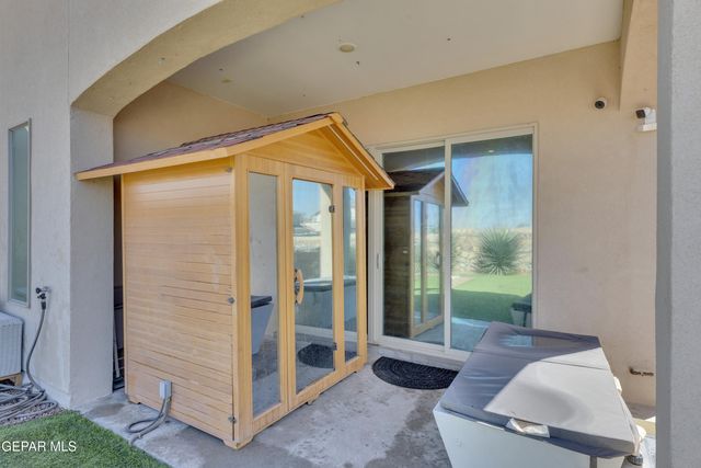 991 HULL Street, El Paso, TX 79928