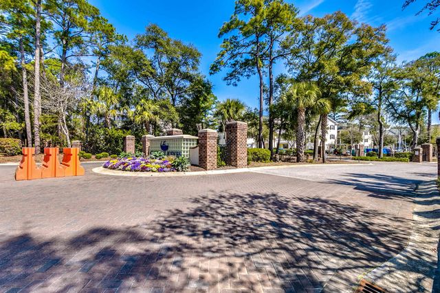 601 Hillside Dr N Apt 3605, North Myrtle Beach, SC 29582