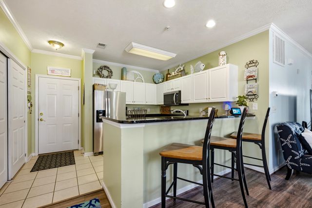 601 Hillside Dr N Apt 3605, North Myrtle Beach, SC 29582