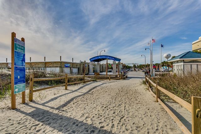 601 Hillside Dr N Apt 3605, North Myrtle Beach, SC 29582