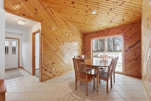 10055 460th Street, Wanamingo, MN 55983