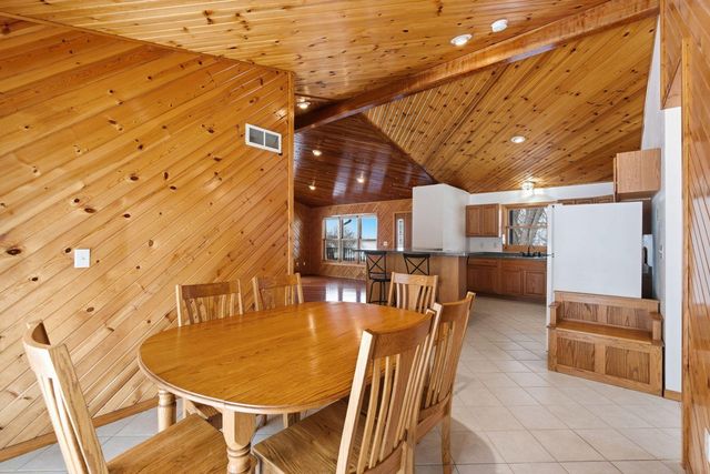 10055 460th Street, Wanamingo, MN 55983