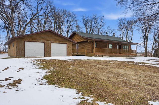 10055 460th Street, Wanamingo, MN 55983