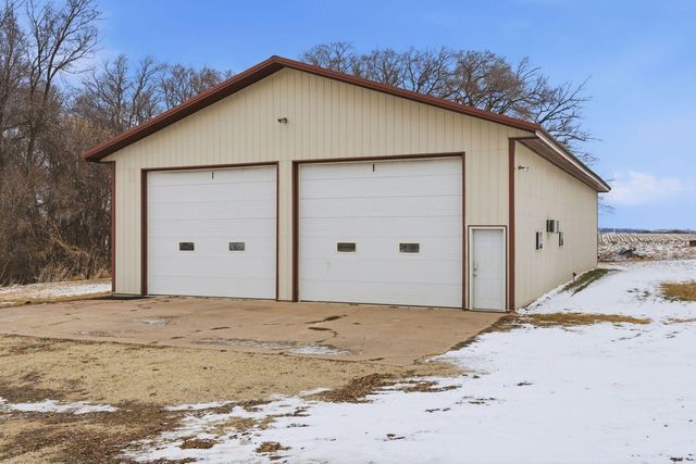 10055 460th Street, Wanamingo, MN 55983