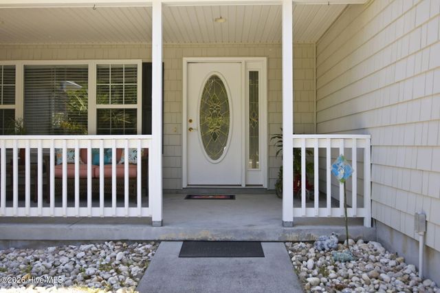 9099 Oak Ridge Plantation Drive SW, Calabash, NC 28467