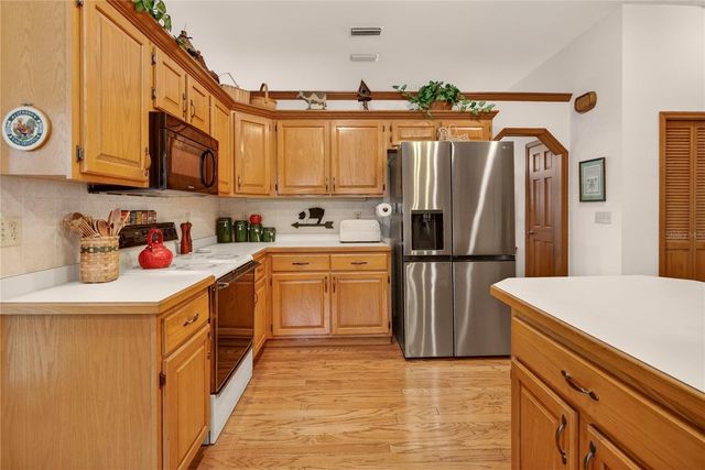 5174 NE 7TH PLACE, Ocala, FL 34470