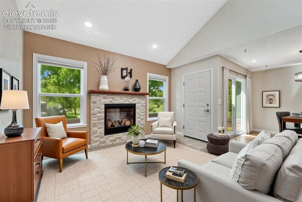 6516 Foxdale Circle, Colorado Springs, CO 80919 — photo 2