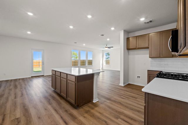 5008 Gragnano DR, Round Rock, TX 78665