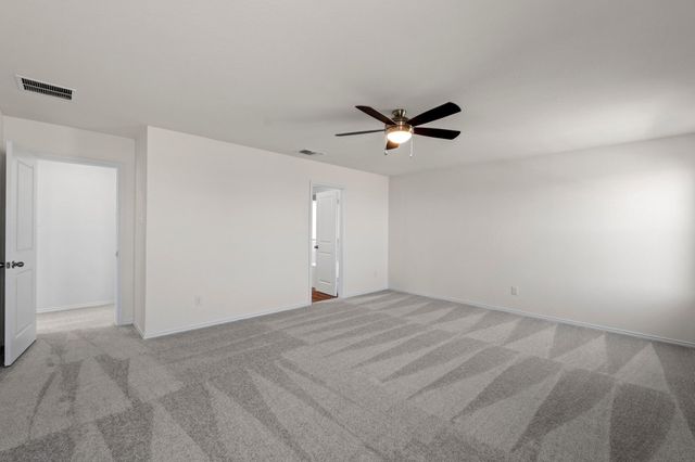 5008 Gragnano DR, Round Rock, TX 78665