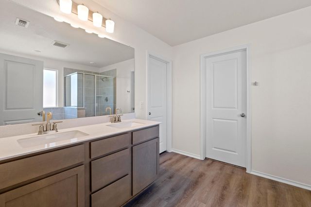 5008 Gragnano DR, Round Rock, TX 78665