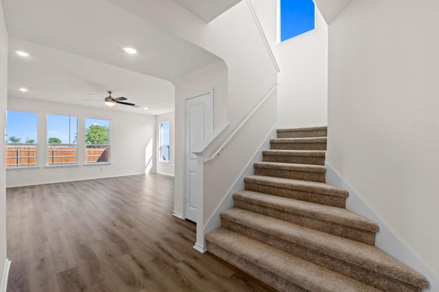 5008 Gragnano DR, Round Rock, TX 78665