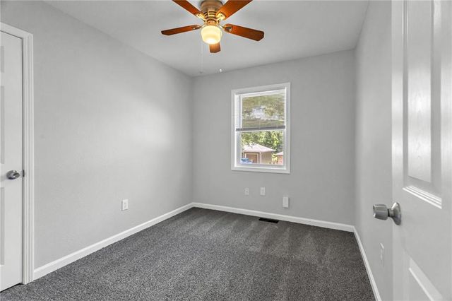 4807 N Wallace Avenue, Kansas City, MO 64119