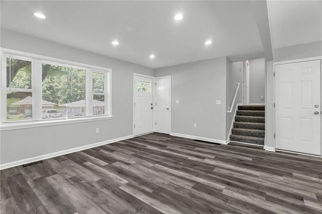 4807 N Wallace Avenue, Kansas City, MO 64119