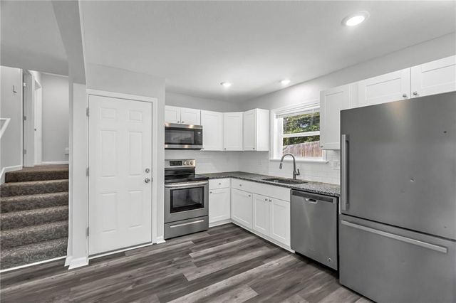 4807 N Wallace Avenue, Kansas City, MO 64119