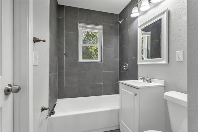 4807 N Wallace Avenue, Kansas City, MO 64119
