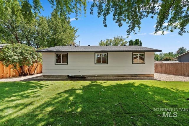 6904 W Bluebird Drive, Boise, ID 83714
