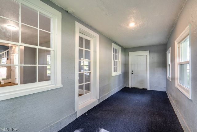 1886 Hillside Terrace, Akron, OH 44305