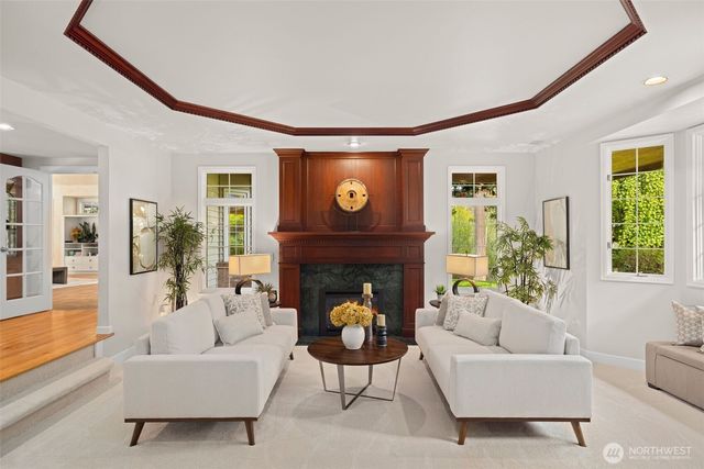 21520 SE 13th Place, Sammamish, WA 98075