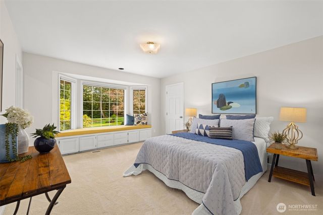21520 SE 13th Place, Sammamish, WA 98075