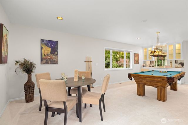 21520 SE 13th Place, Sammamish, WA 98075