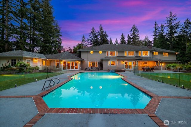 21520 SE 13th Place, Sammamish, WA 98075