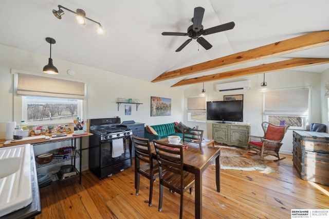 64425 715th Trail, Stella, NE 68442