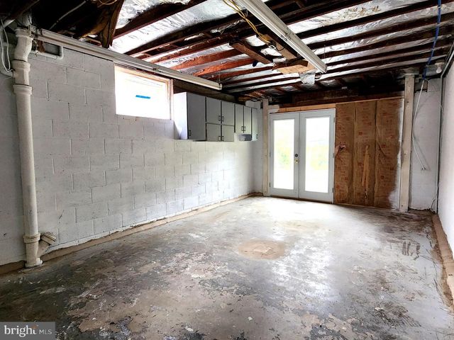 361 SUSQUEHANNA AVE, Lock Haven, PA 17745