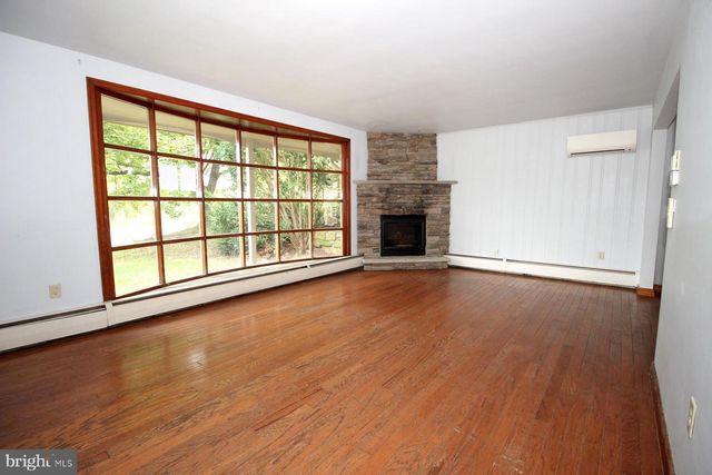 361 SUSQUEHANNA AVE, Lock Haven, PA 17745