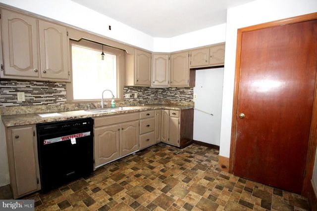 361 SUSQUEHANNA AVE, Lock Haven, PA 17745