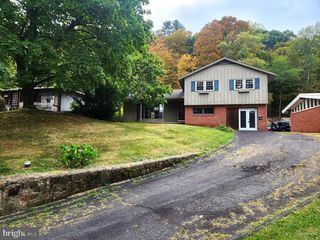 361 SUSQUEHANNA AVE, Lock Haven, PA 17745