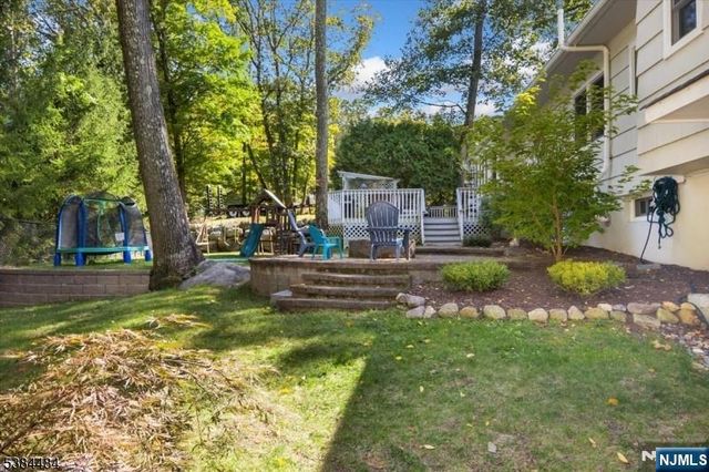 15 Upper High Crest Drive, West Milford, NJ 07480