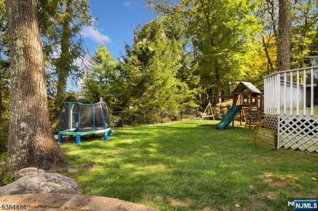 15 Upper High Crest Drive, West Milford, NJ 07480