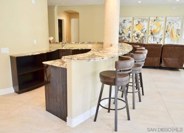 1235 Neptune Ave, Encinitas, CA 92024