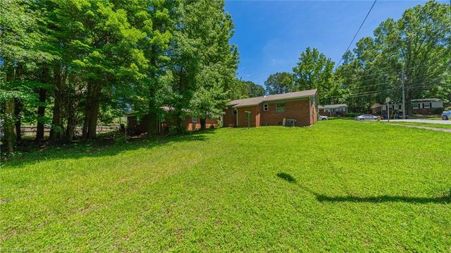 157 Blaze Street, Winston-salem, NC 27105