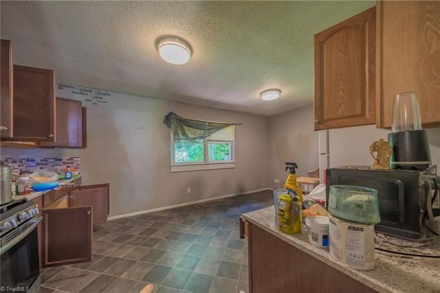 157 Blaze Street, Winston-salem, NC 27105