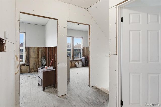 4624 Pacific Street, Detroit, MI 48204